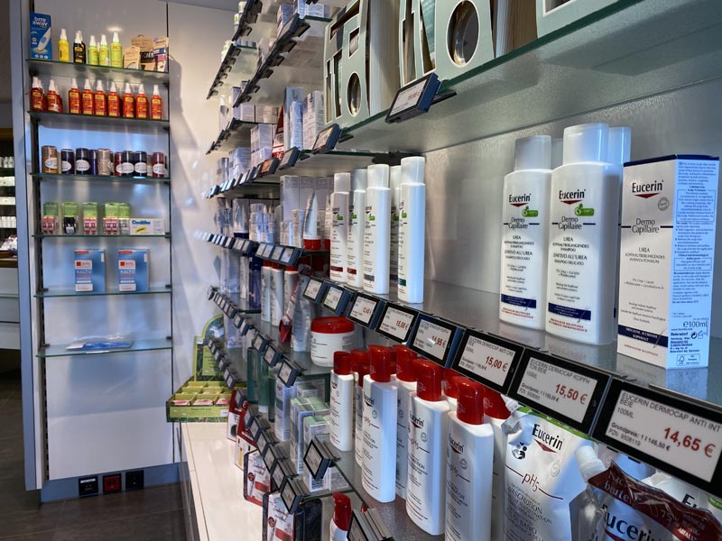 2.9 Zoll Displays in einer Apotheke